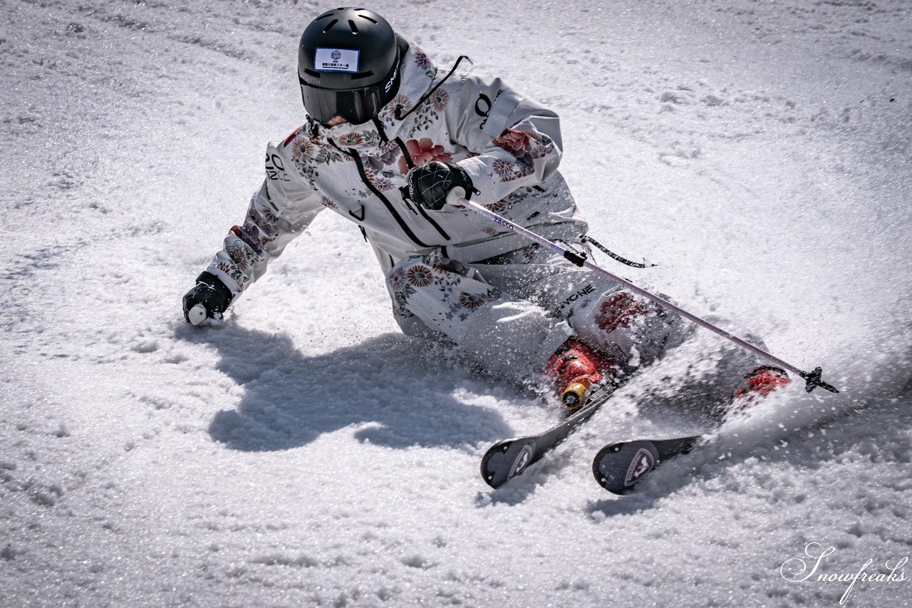 キロロリゾート｜ポカポカ陽気で絶好の春スキー日和♪こんな日は、みんなで思いっきり春雪を満喫しましょう！